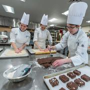 Difference between hotel management degree course and course in Diplom